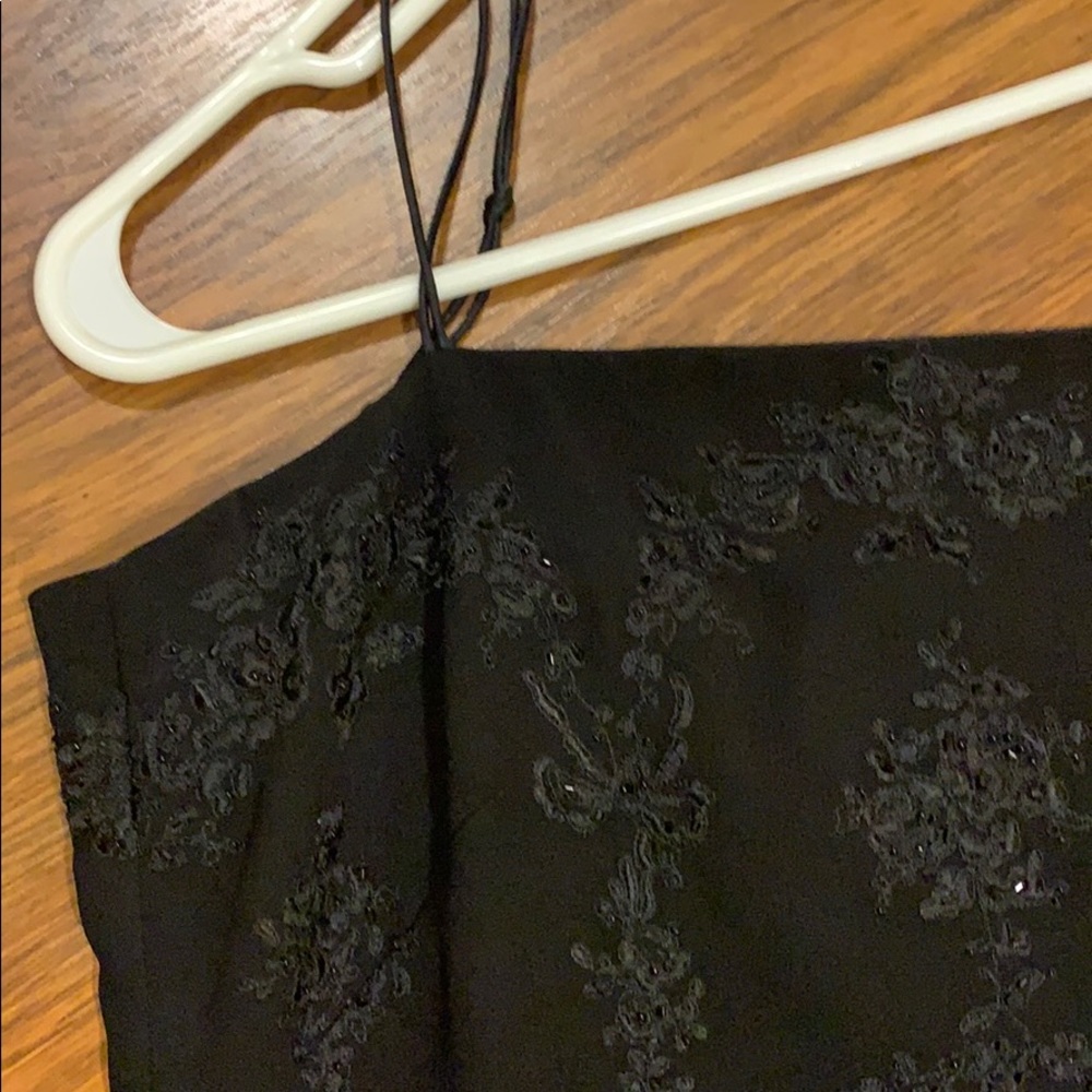 black dress - Picture 3 of 5